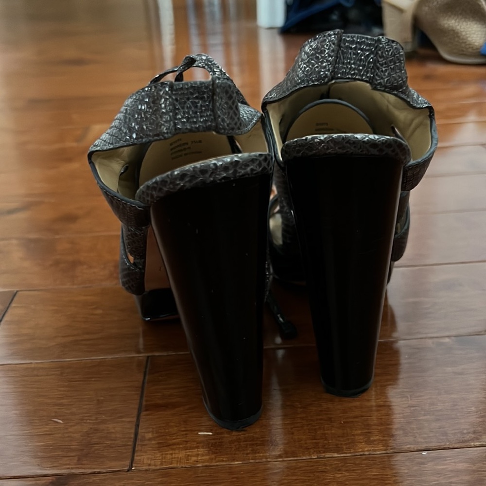 Coach Block Heels! - Picture 4 of 6